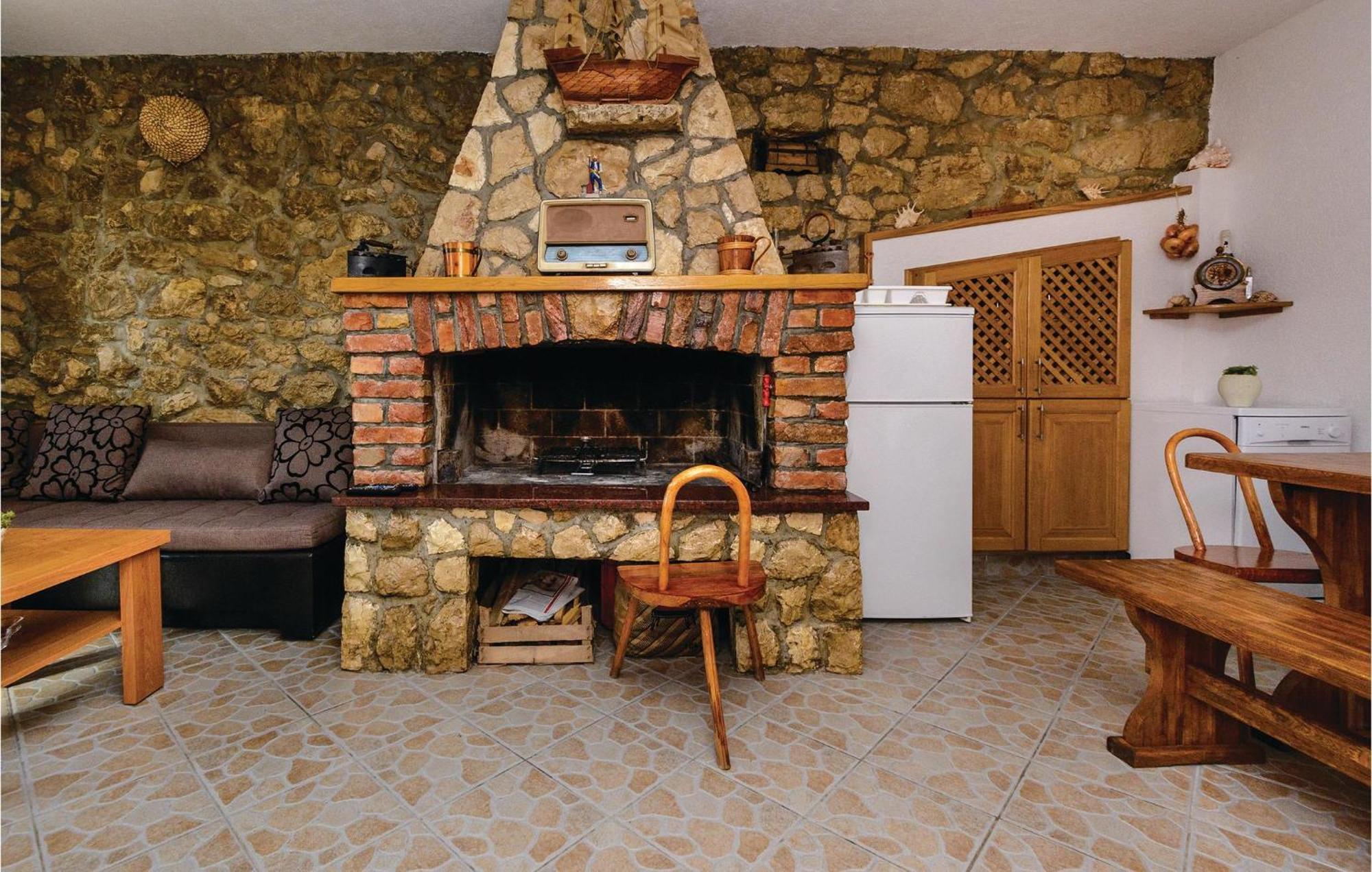 1 Bedroom Gorgeous Home In Slivno Klek Bagian luar foto