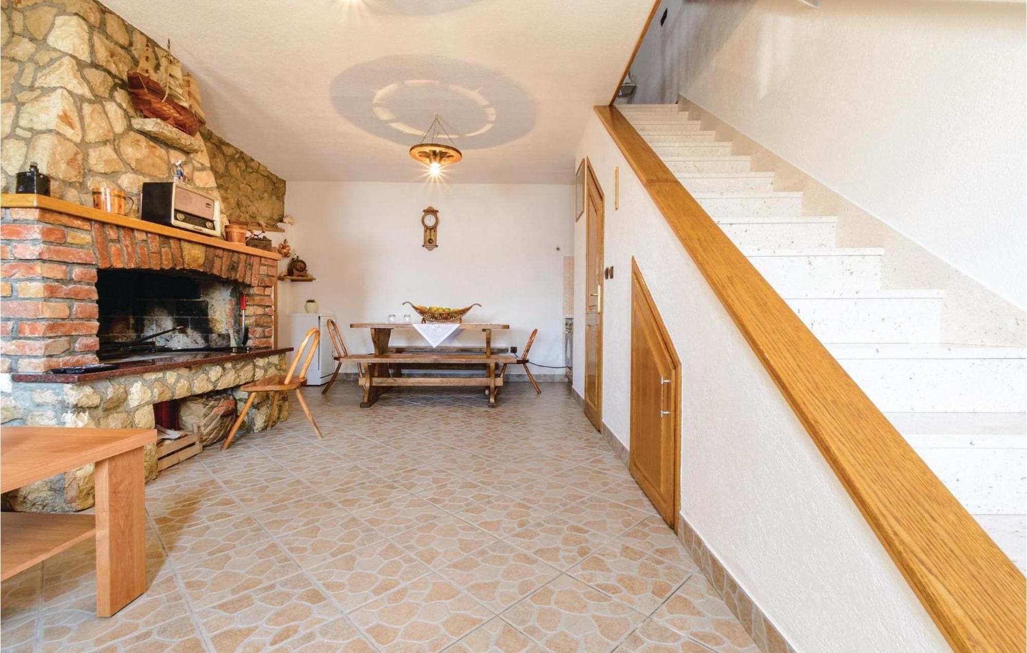 1 Bedroom Gorgeous Home In Slivno Klek Bagian luar foto